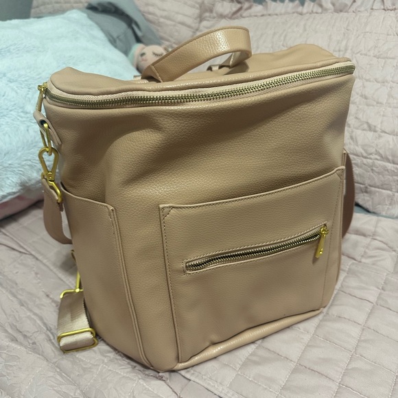 FAWN The Original Diaper Bag - Warm Blush (Original Price $170) Only used once! - Picture 9 of 9